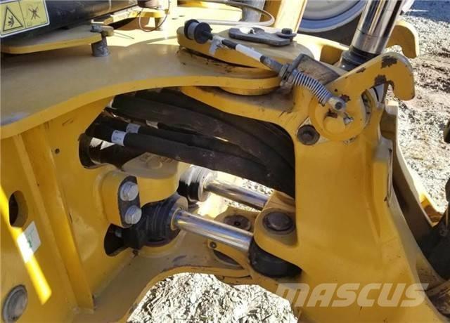 CAT 416 F Kaivurikuormaajat
