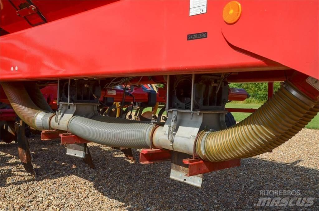 Horsch Focus 6 TD Tarkkuuskylvökoneet