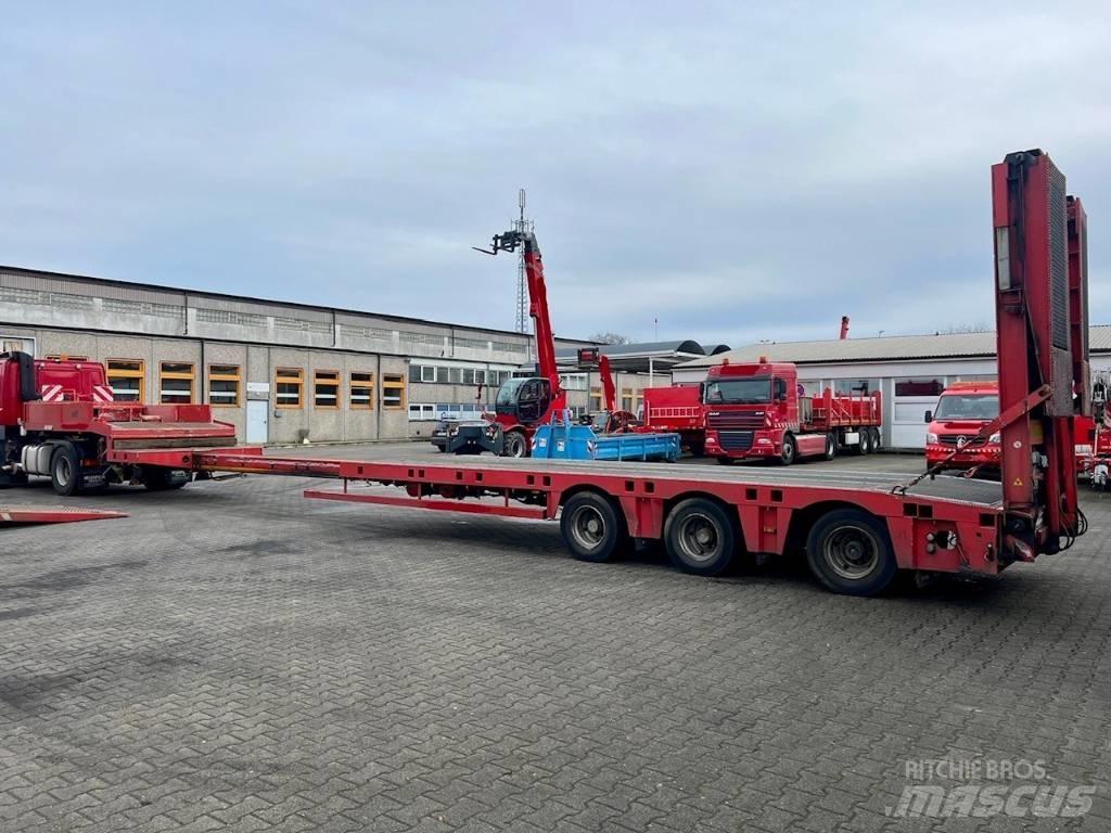 Nooteboom MCO-48-03V Puoliperävaunulavetit