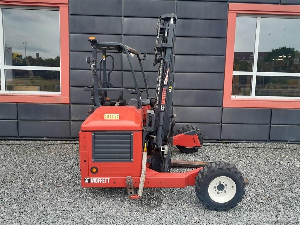 Moffett M4 25.3 Muut haarukkatrukit