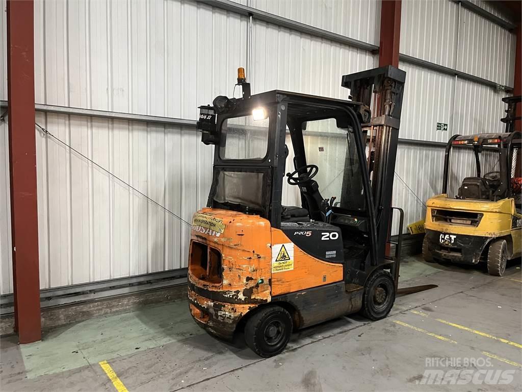 Doosan D20SC-5 Dieseltrukit