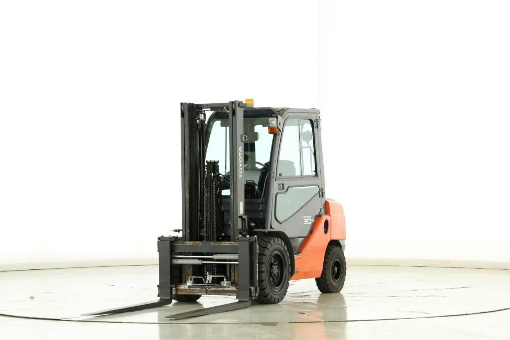 Toyota 02-8-FDF-30 Dieseltrukit