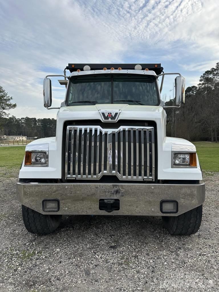Western Star 4700 Sora- ja kippiautot