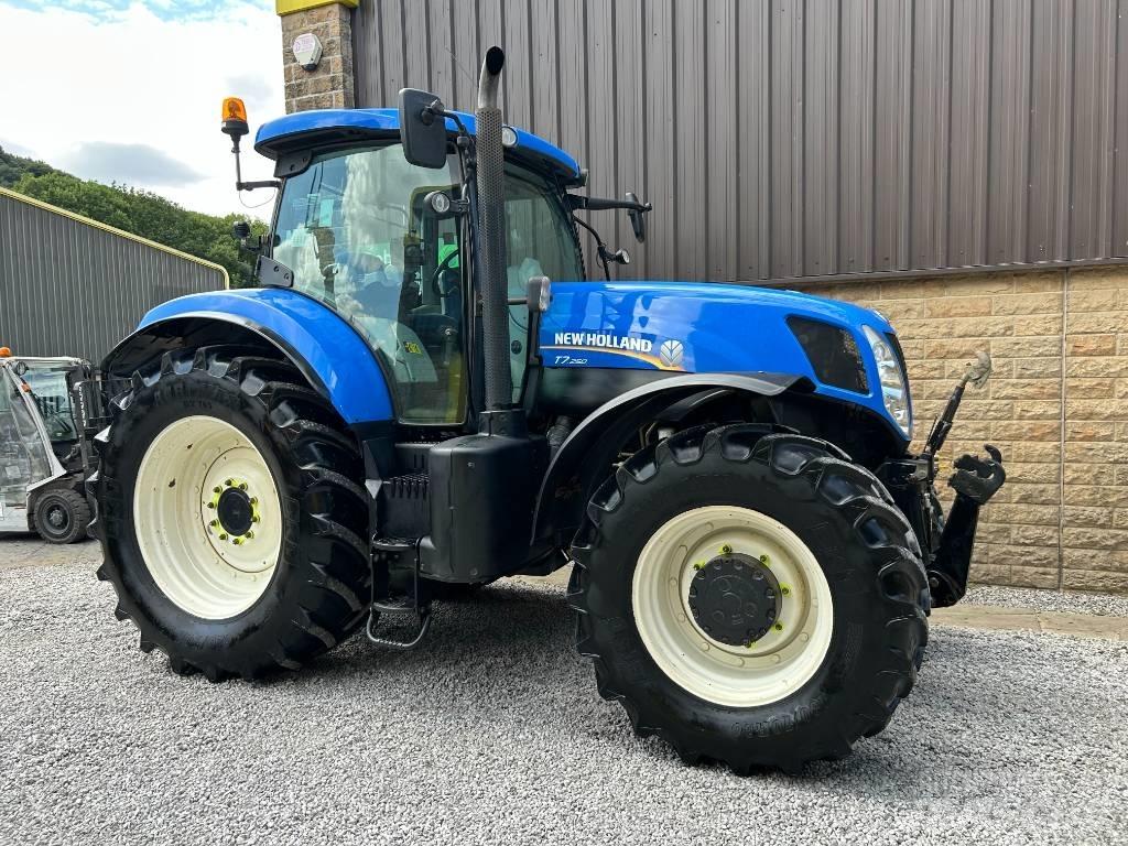 New Holland T7.250 Traktorit
