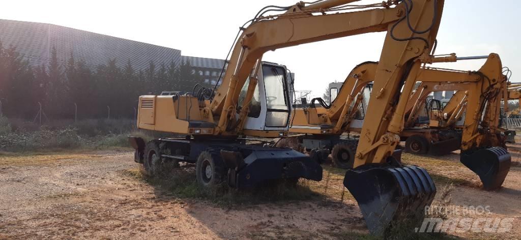 Liebherr A 902 Pyöräkaivukoneet