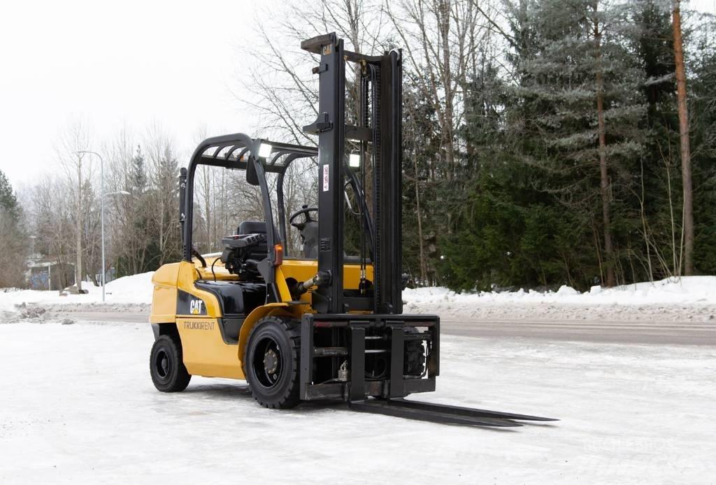 CAT DP 35 N Dieseltrukit