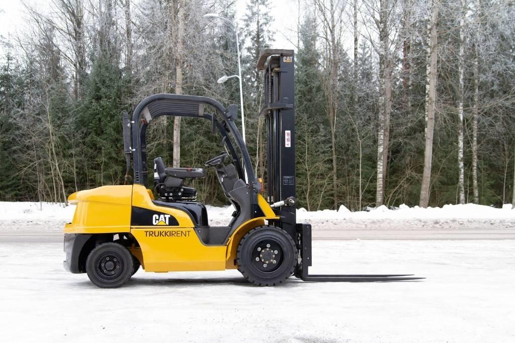 CAT DP 35 N Dieseltrukit