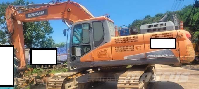 Doosan DX 300 LC-5 Telakaivukoneet