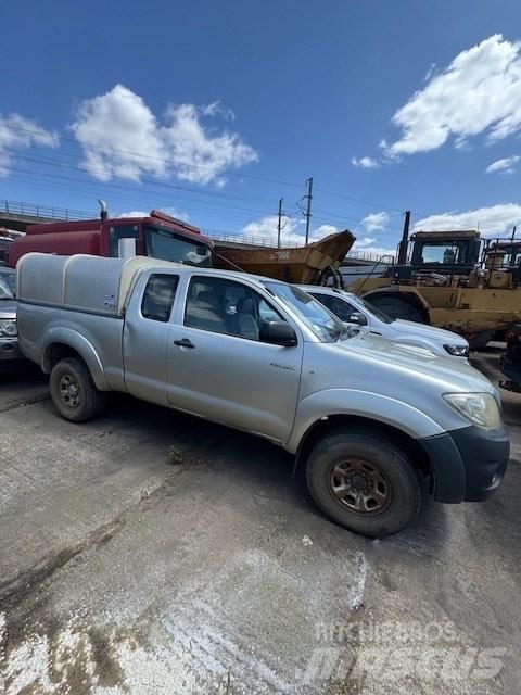 Toyota Hilux Lava-autot