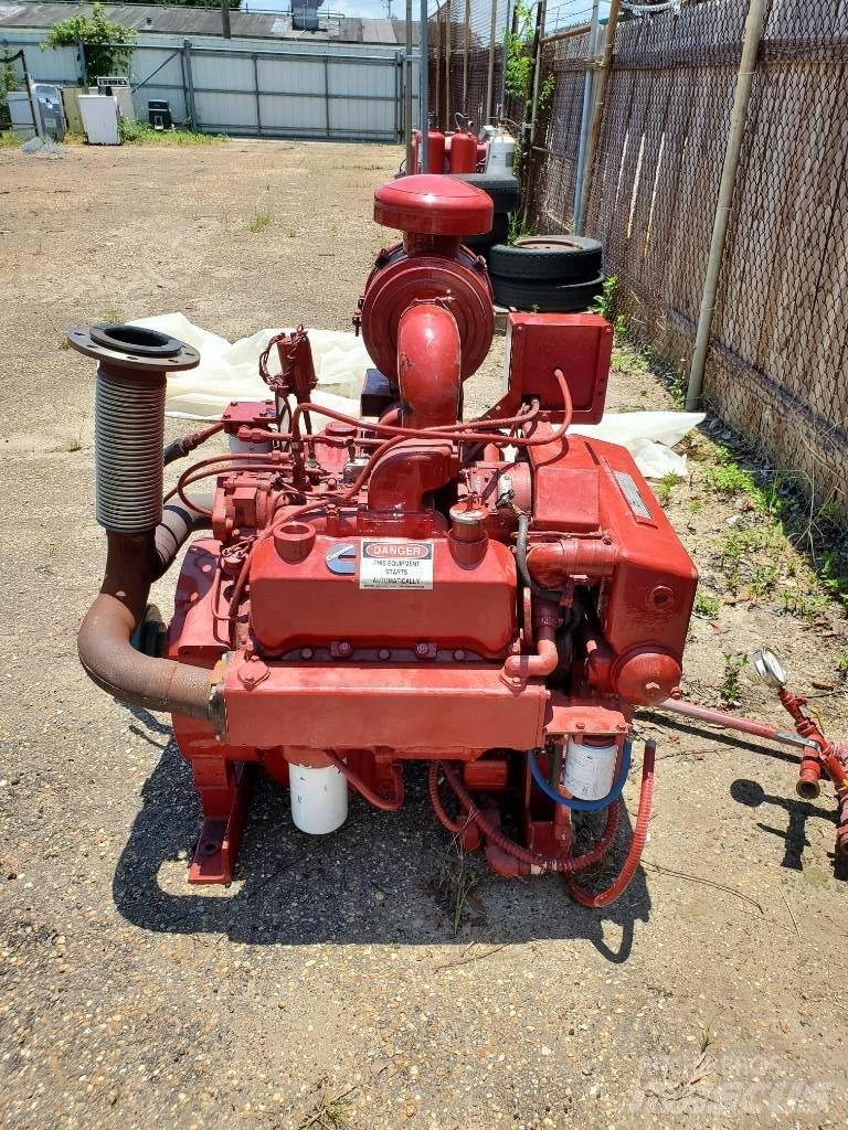 Cummins V-378- F2 Asuntoautot ja asuntovaunut