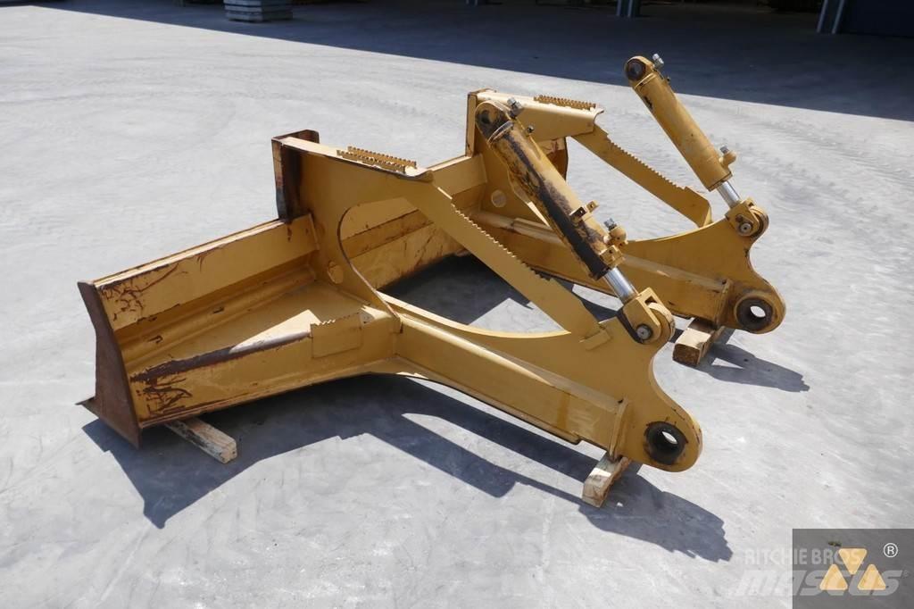 CAT Skidder blade Puskulevyt