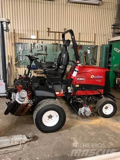 Toro Reelmaster 5010 Väyläleikkuri