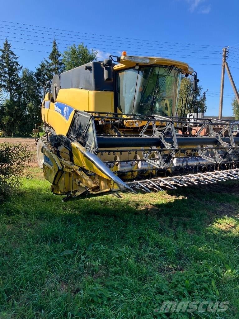 New Holland CX 8080 Leikkuupuimurit