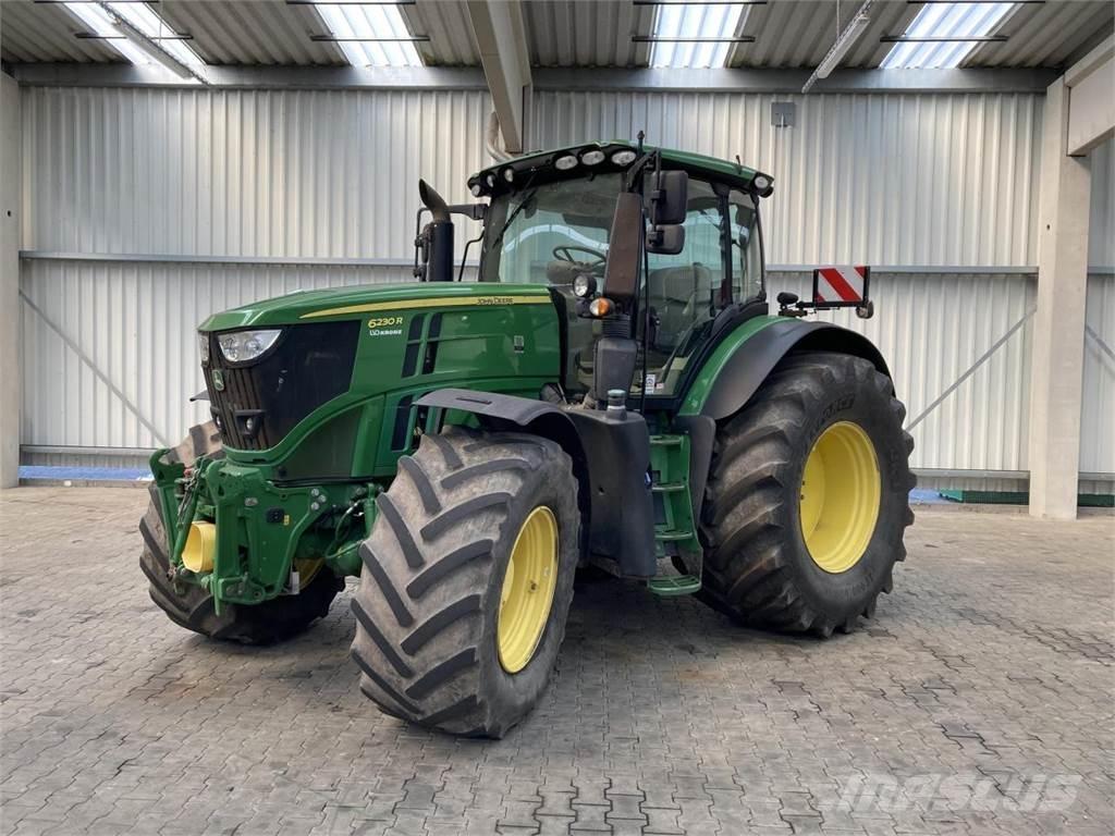 John Deere 6230R Traktorit