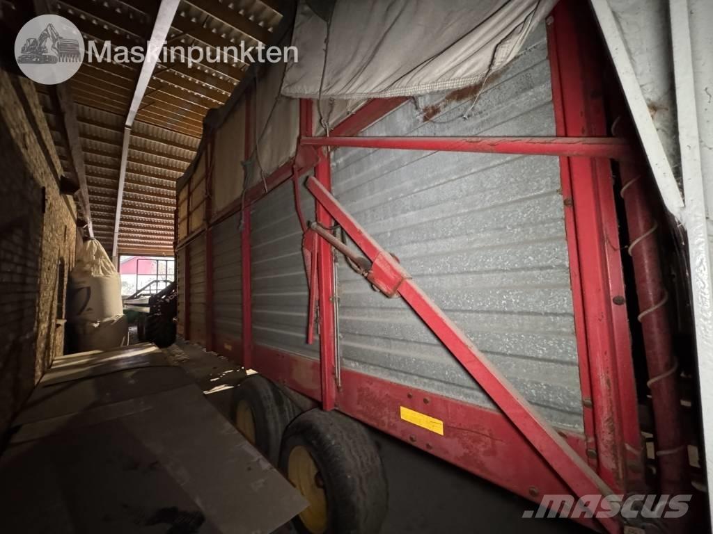 Taarup 1030 Rehuvaunut