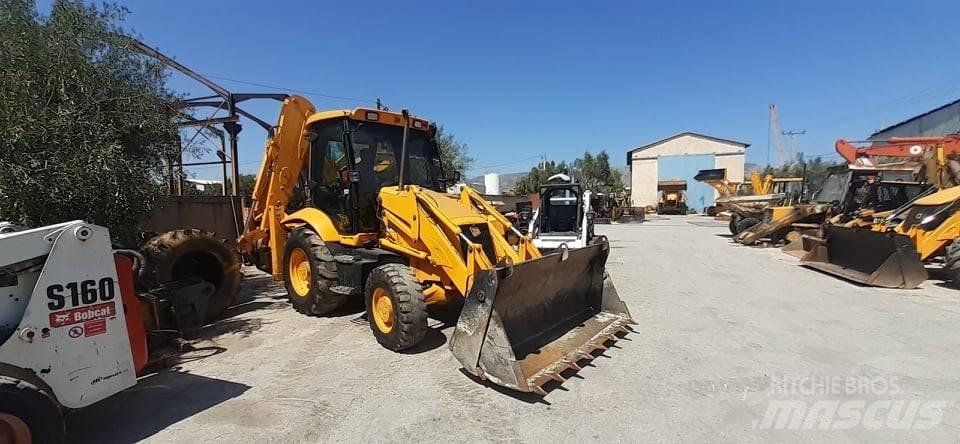 JCB 3 CX SM 4 T Kaivurikuormaajat