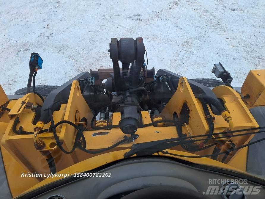 Volvo L120E Pyöräkuormaajat