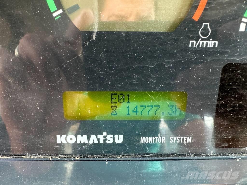 Komatsu D61PX-15EO Telaketjupuskutraktorit