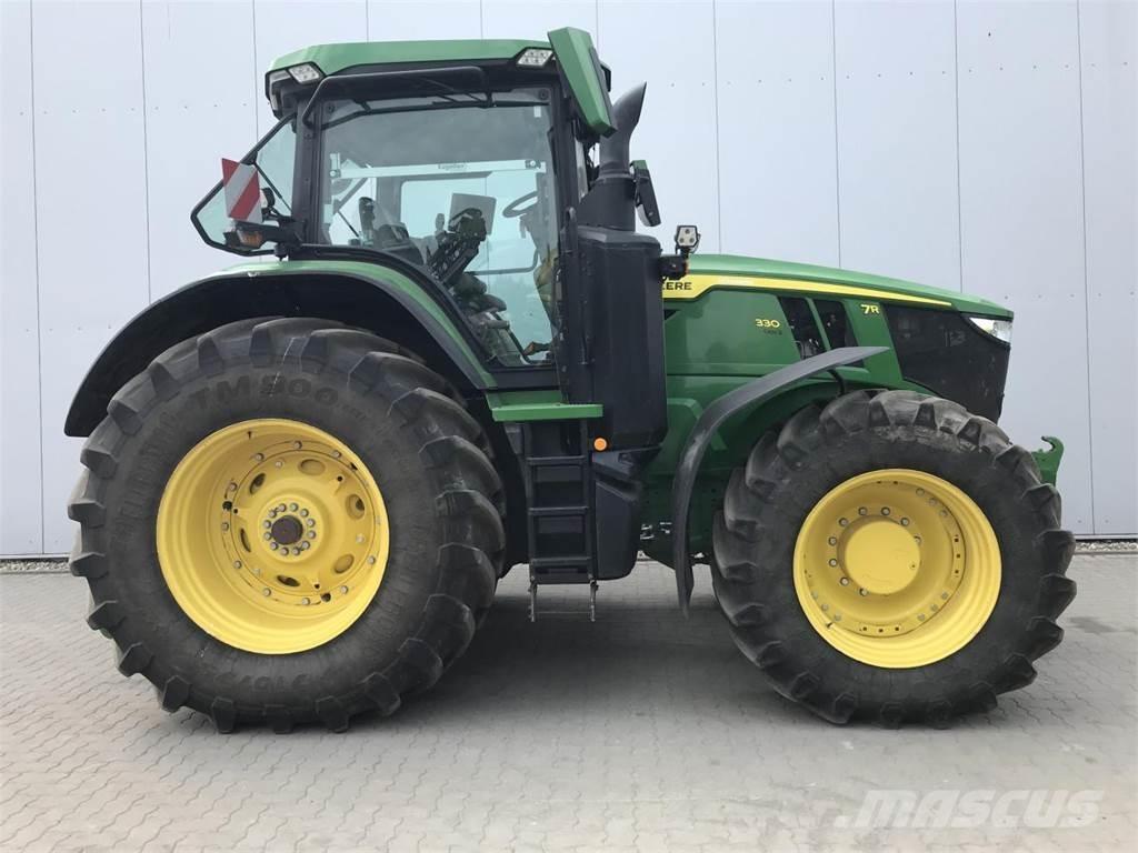 John Deere 7R 330 Traktorit