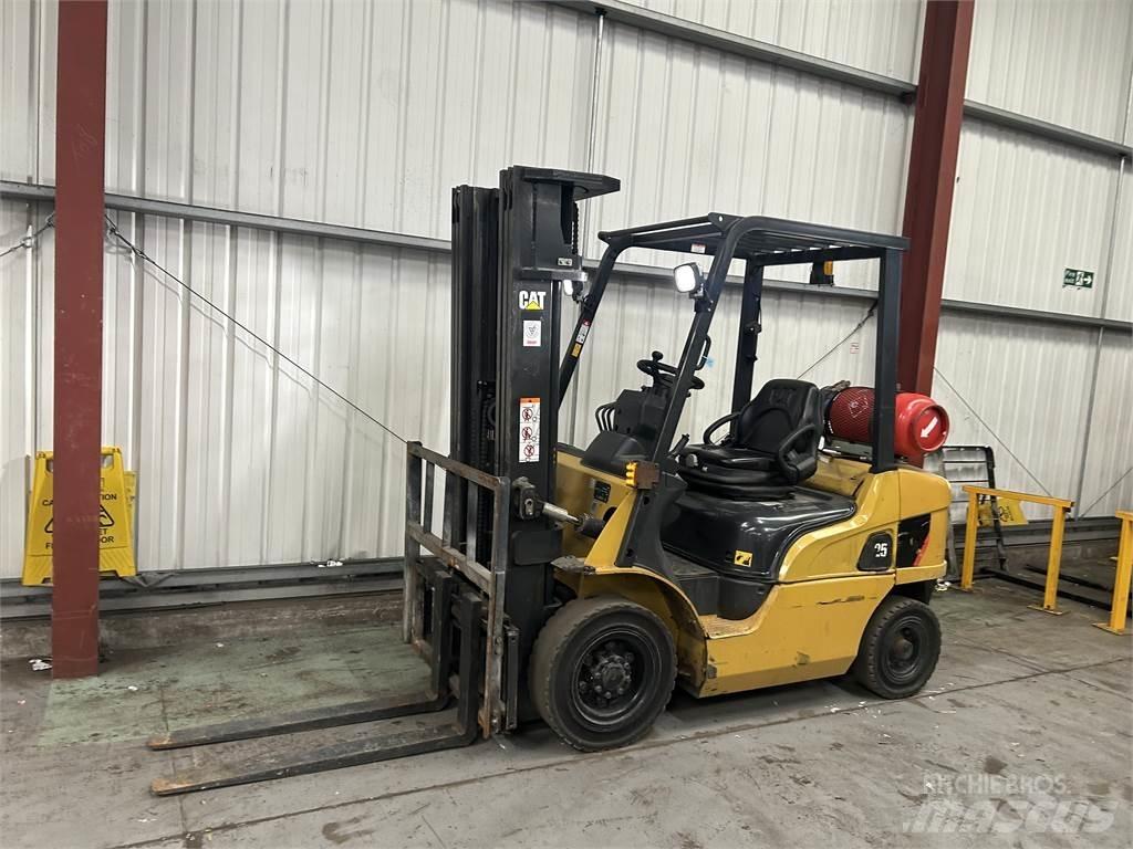 CAT GP25NT Nestekaasutrukit