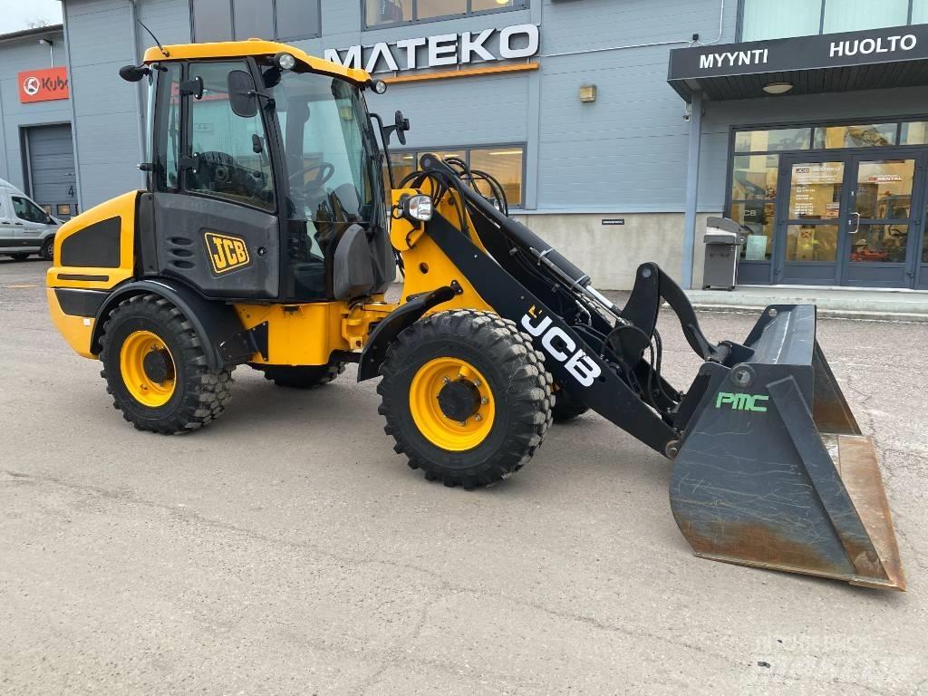 JCB 407 T4 Pyöräkuormaajat