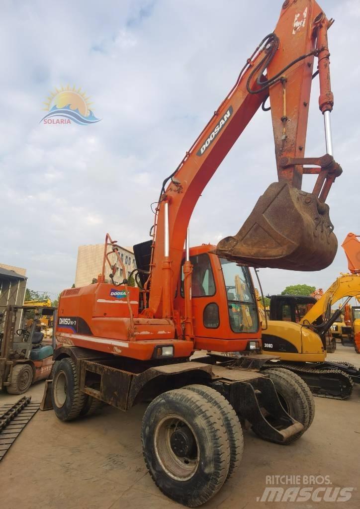 Doosan DH 150 W-7 Pyöräkaivukoneet