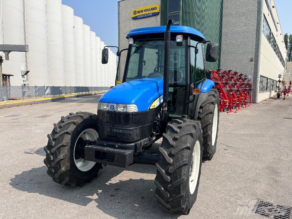New Holland TD 90 D Traktorit