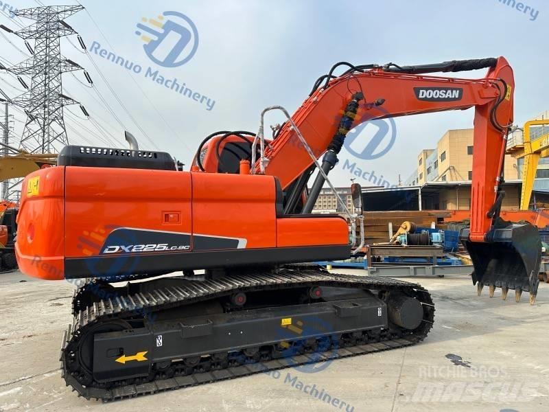 Doosan DX 225 LC-9C Telakaivukoneet