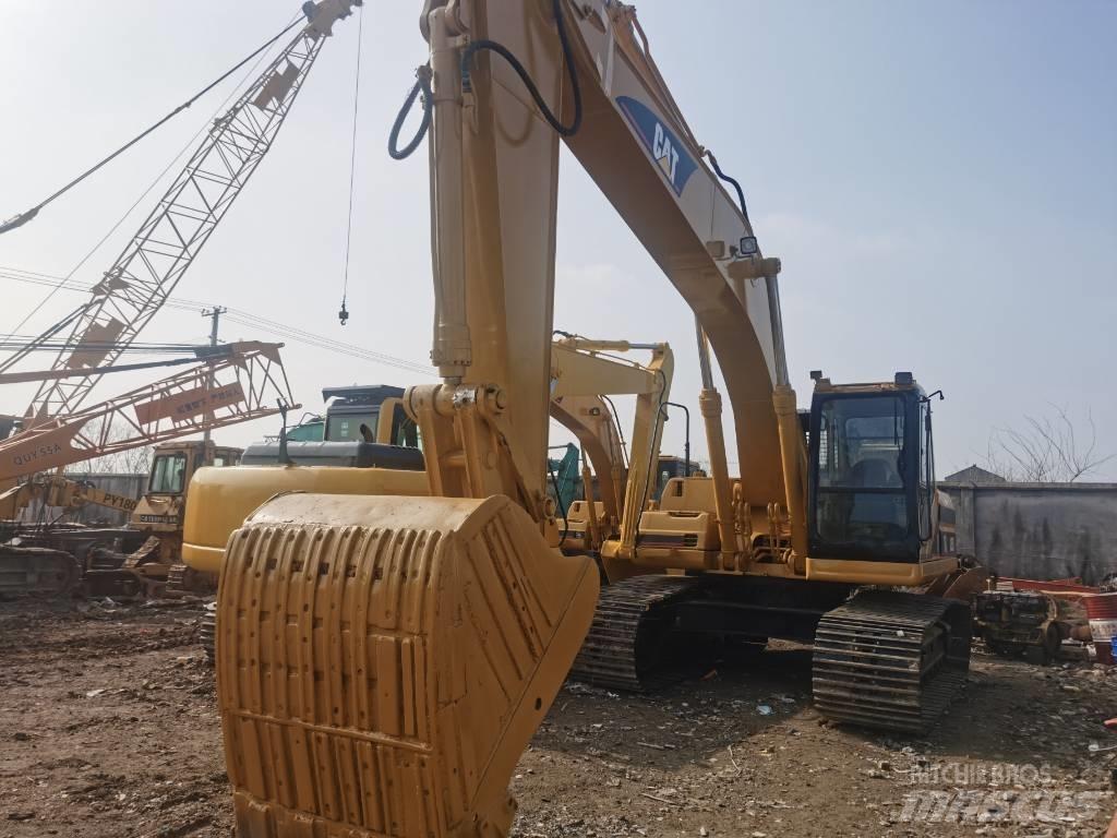 CAT 325 B Telakaivukoneet