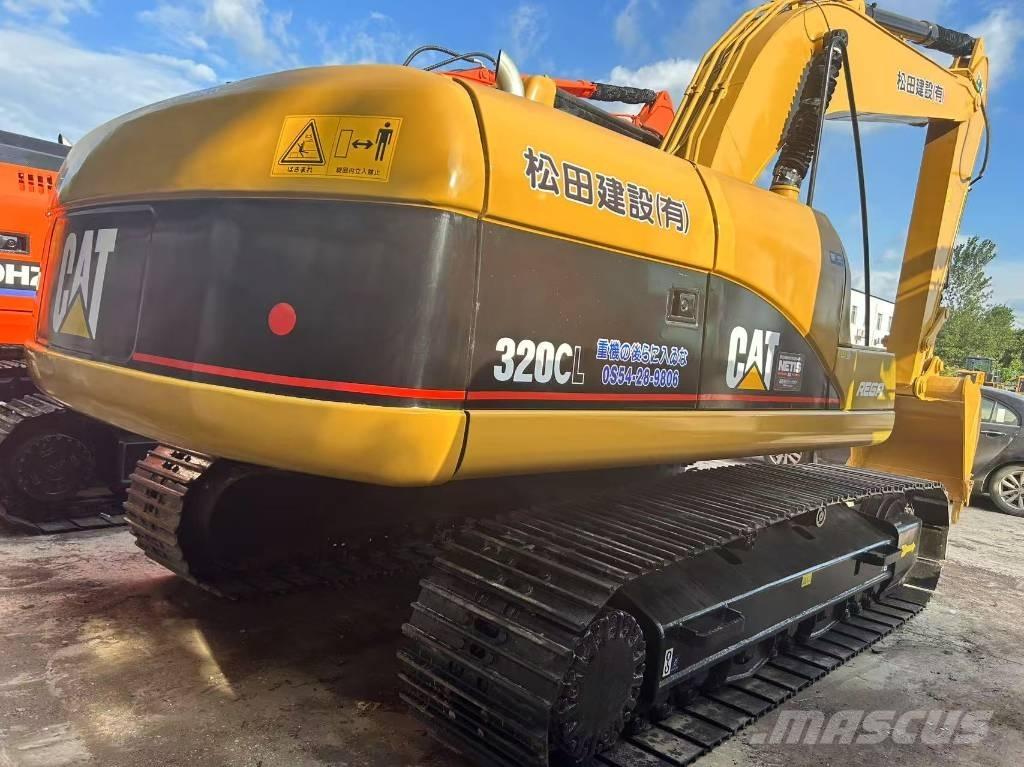 CAT 320 C Telakaivukoneet