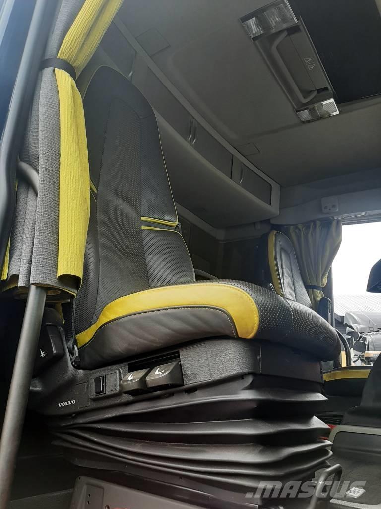 Volvo FH 16 Puuautot