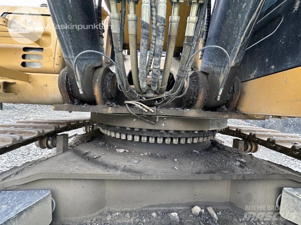 CAT 352 F Telakaivukoneet