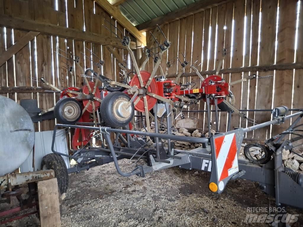 Fella Th1100 Pöyhimet ja haravat