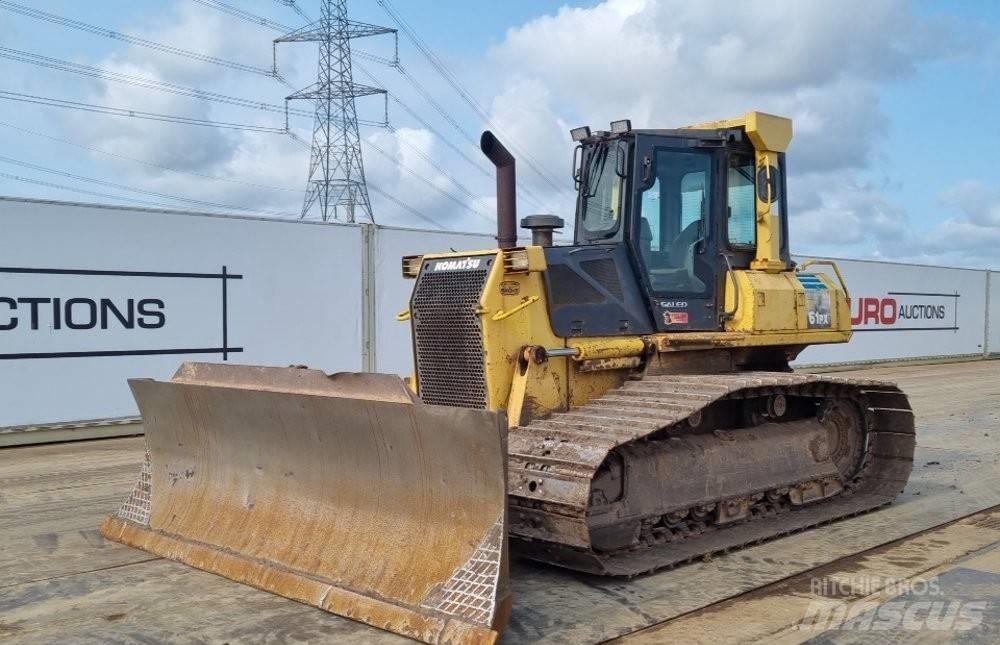 Komatsu D 61 PX-15 Telaketjupuskutraktorit