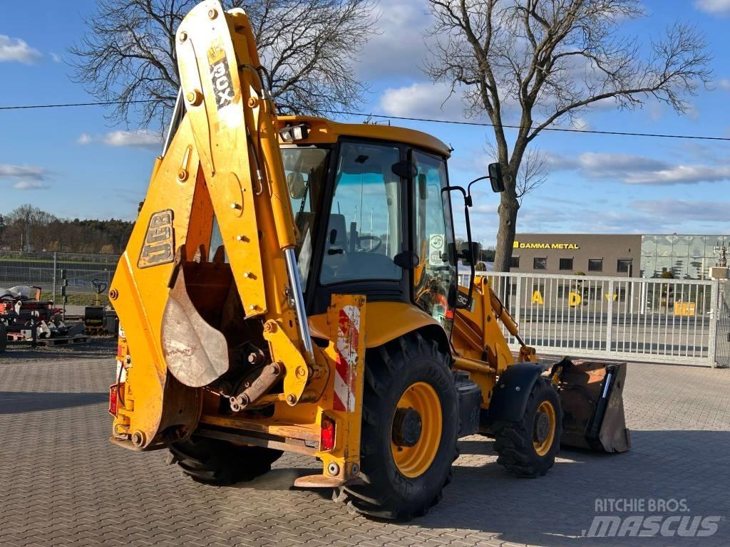 JCB 3 CX Kaivurikuormaajat