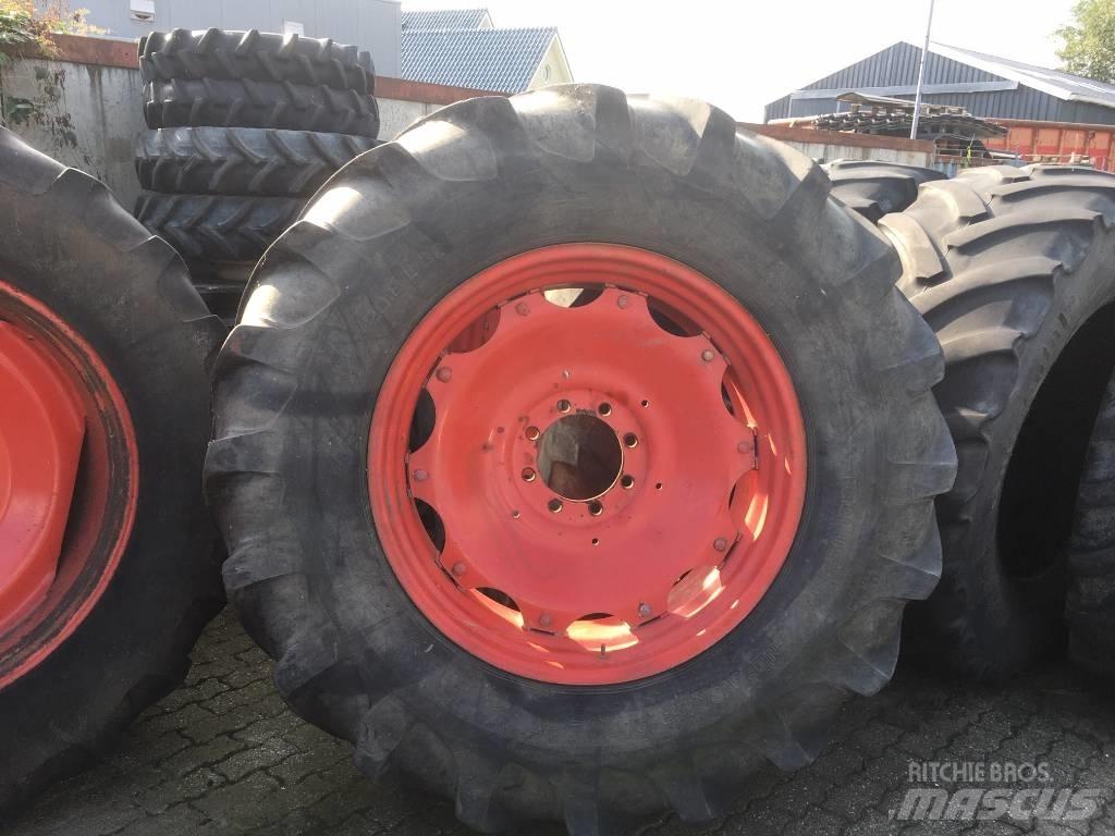 Taurus 20.8 R 38 Renkaat ja vanteet