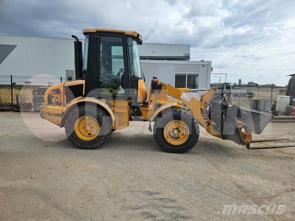 JCB 407 B Pyöräkuormaajat