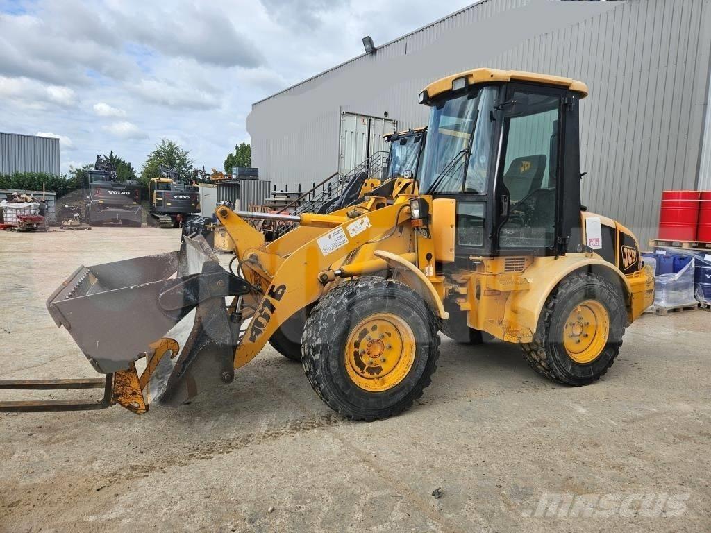 JCB 407 B Pyöräkuormaajat