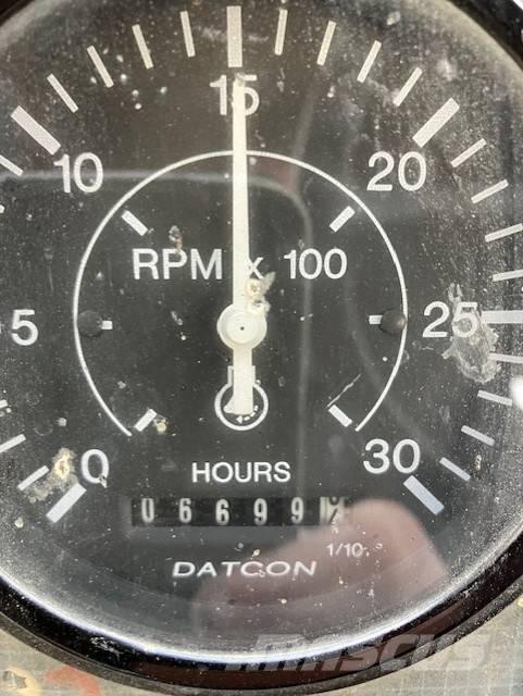 Ditch Witch RT 150 Ketjukaivurit