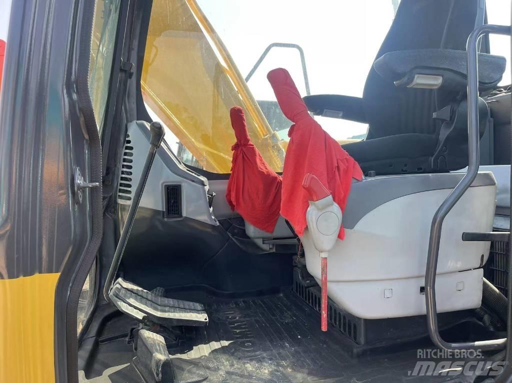 Komatsu PC 130-8 Midikaivukoneet 7t - 12t