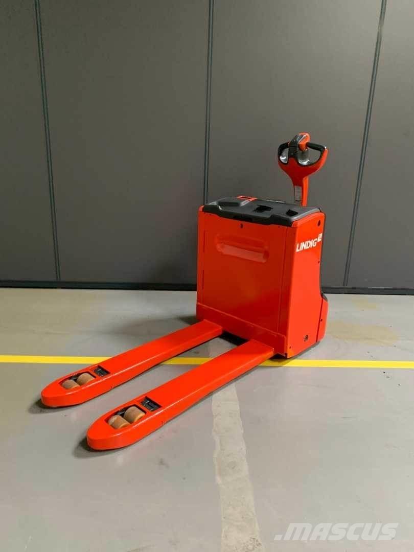 Linde T16 Käyden ajettavat pinoamistrukit