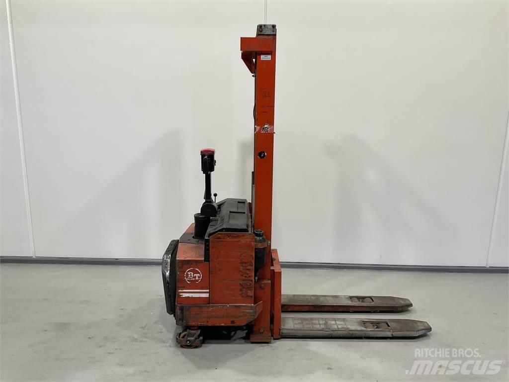 BT LSV 1250 E/10 Ajettavat pinoamisvaunut