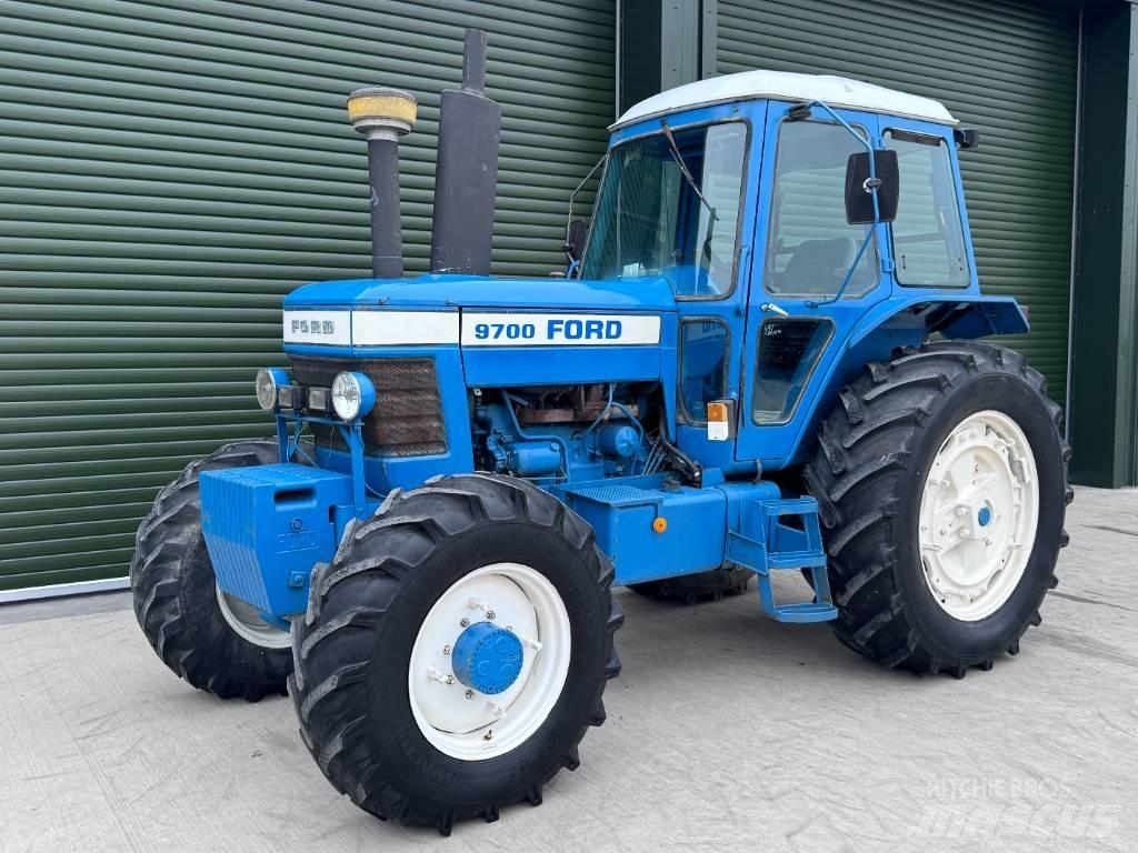 Ford 9700 Traktorit