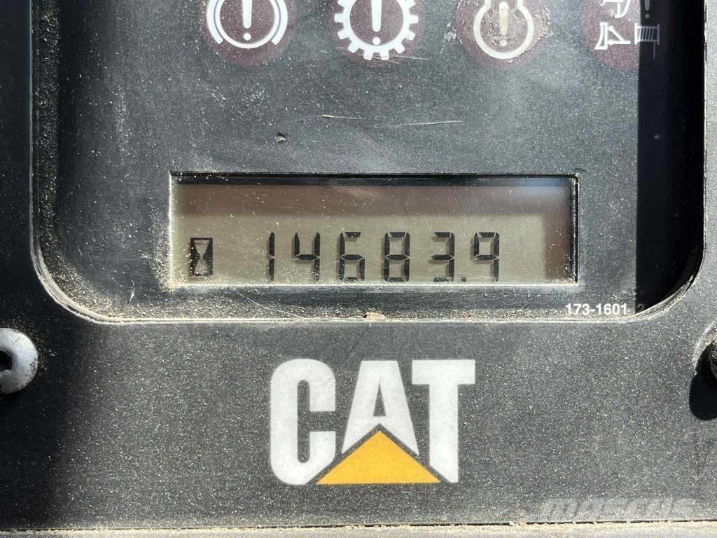 CAT D6R LGP Telaketjupuskutraktorit