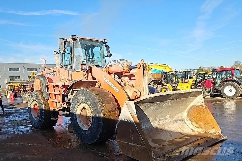 Doosan DL 400 Pyöräkuormaajat