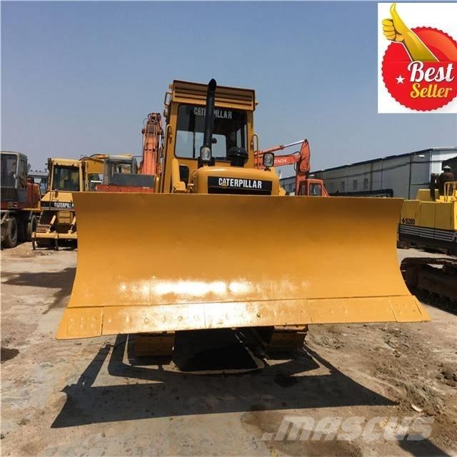 CAT D 6 D Telaketjupuskutraktorit