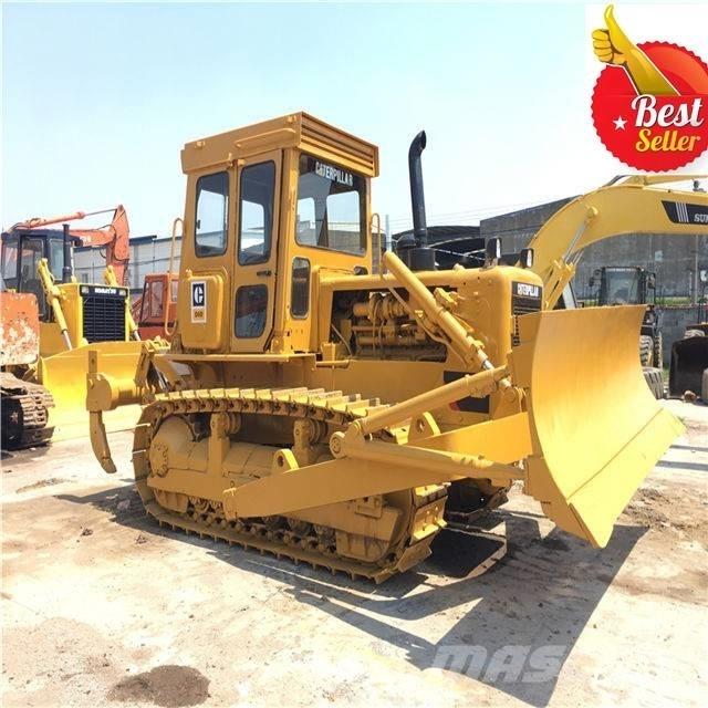 CAT D 6 D Telaketjupuskutraktorit