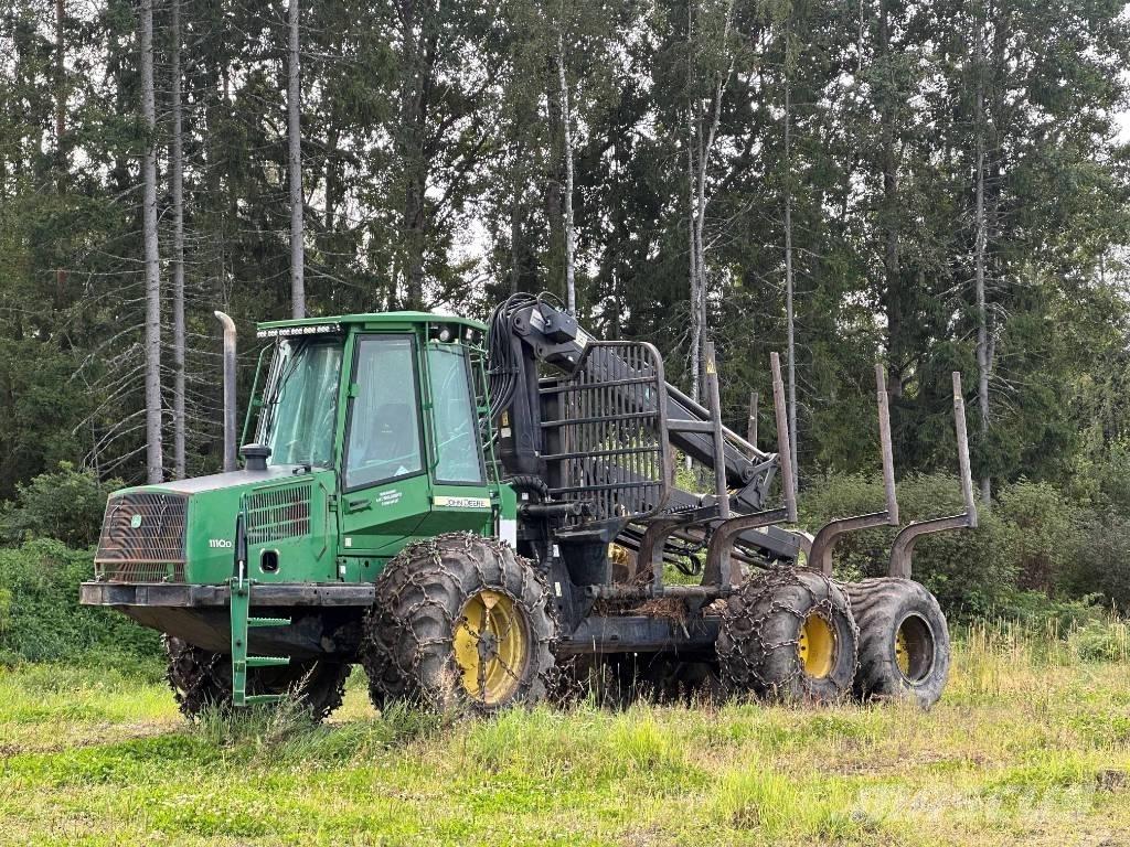 John Deere 1110 D Kuormatraktorit