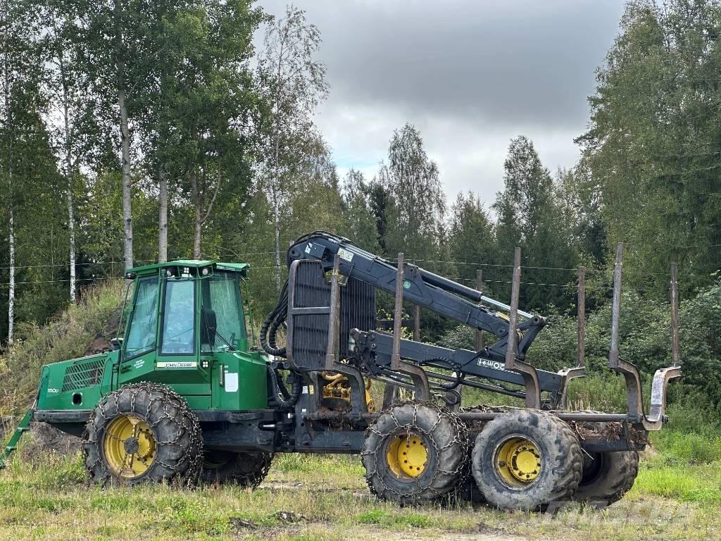 John Deere 1110 D Kuormatraktorit