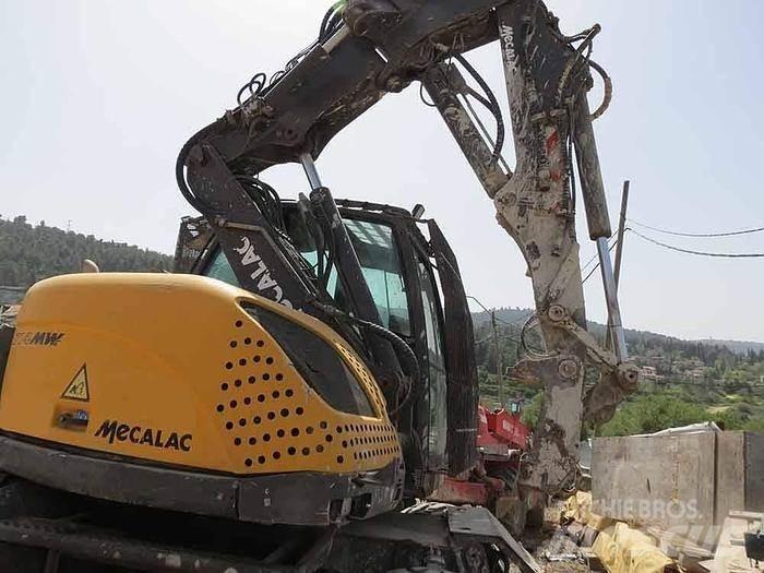 Mecalac 714 MW Erikoiskaivinkoneet